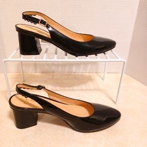 Le Saunda Black Leather Women's Pumps Size 6.5M ( 37/235)